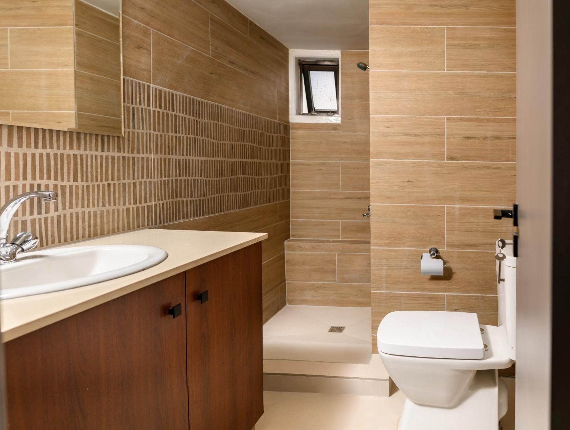 Ollies 3 Bedroom Apartment Ларнака Екстер'єр фото