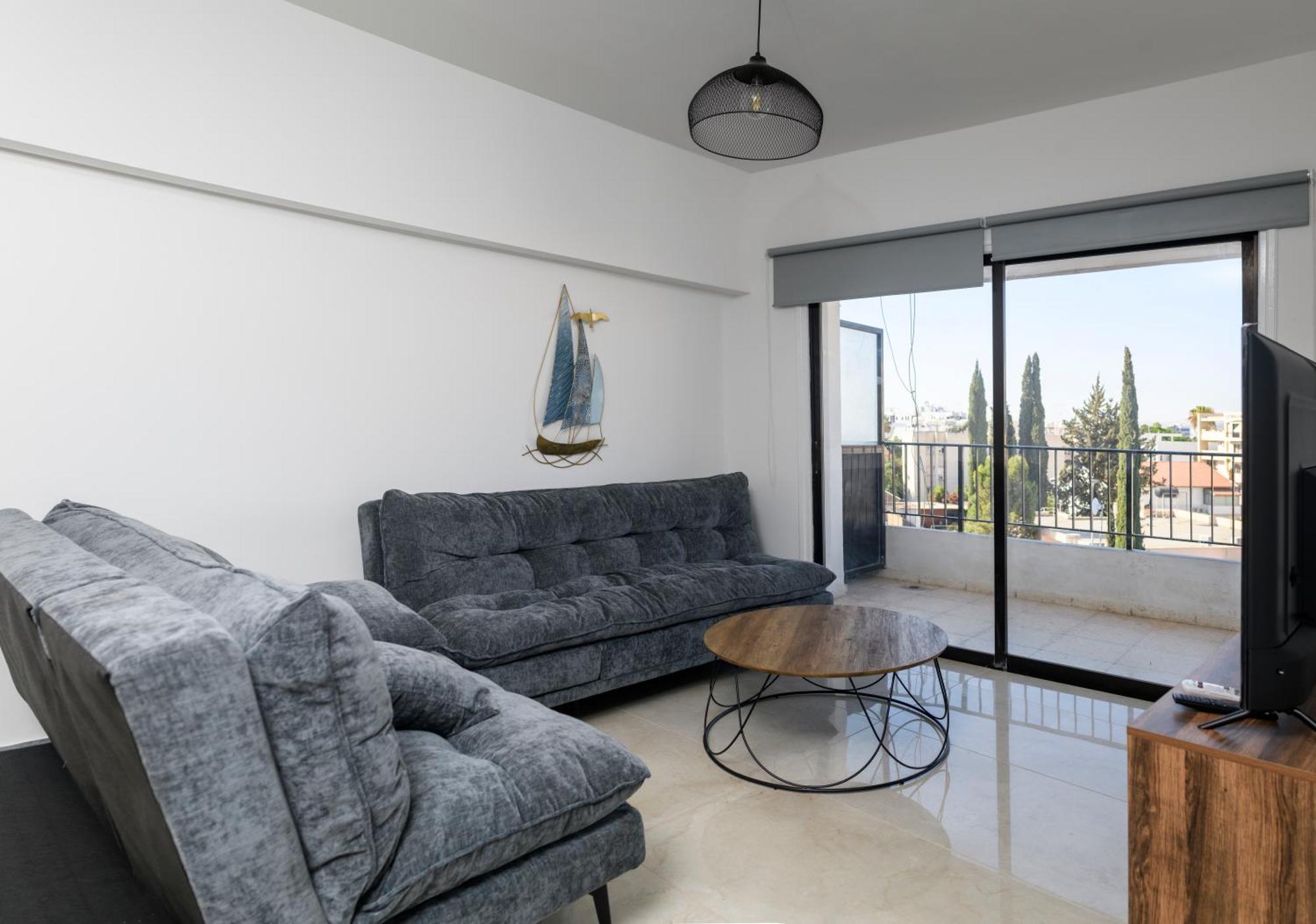 Ollies 3 Bedroom Apartment Ларнака Екстер'єр фото