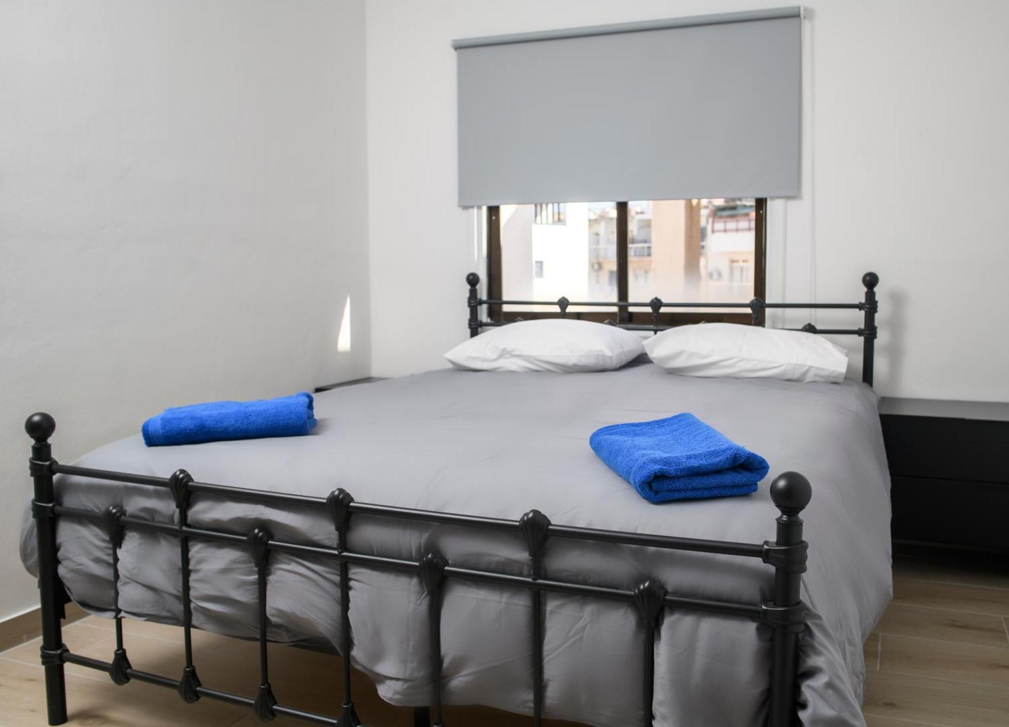 Ollies 3 Bedroom Apartment Ларнака Екстер'єр фото